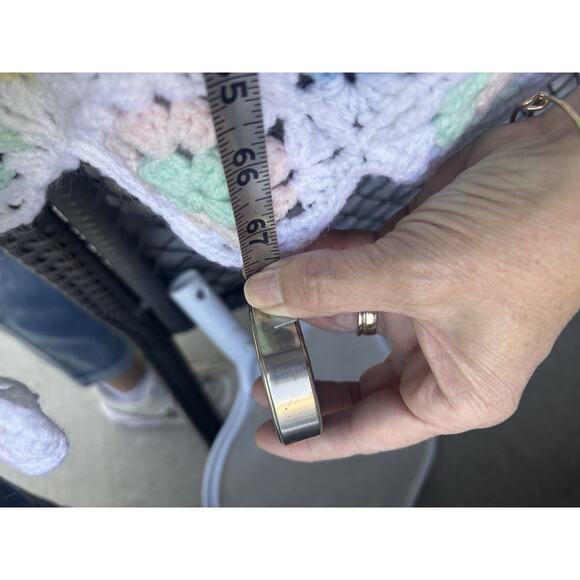 New Crochet Baby Afghan Throw Blanket Pastel Granny Square Handmade 45x67 - Picture 7 of 8